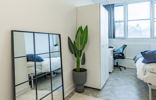 Bronze En Suite